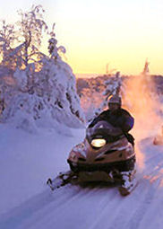 safari-raid-motoneige-laponie-suede-finlande-scandinavie.jpg